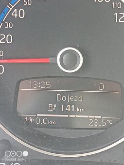 VW e-up - 5