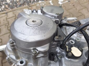 Suzuki LTZ 400 - 5