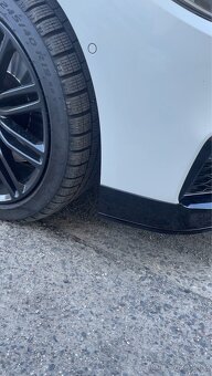 Lipo pod nárazník - ČERNÝ LESK - BMW 5 - G30/G31 - 5