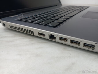 Dell 5737-Velký herní ntb 17,3 Full HD-core i7-16g-ssd 256g - 5