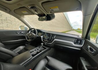 Volvo XC60 T5 AWD Panorama - 5