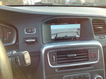 Volvo V60 D2,Rok 2015 - 5