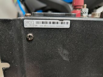 Měnič napětí Carspa 1600W 24V - 5