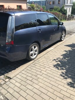 Mitsubishi Grandis, 2.0 DI-D 100 kW, 7 míst - 5