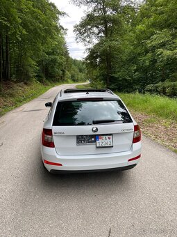 ŠKODA OCTAVIA LAURIN & KLEMENT 2015 DSG - 5