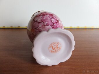 Růžový porcelán, krásná vázička č.3. znač. RD. - 5