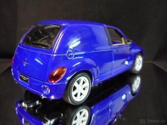 Chrysler PT Panel Cruiser Maisto 1/18 - 5