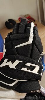 Hokejová vystroj - 5