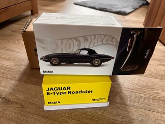 Hot Wheels x MoMA Jaguar E-Type Roadster - 5