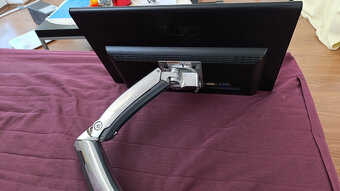 Monitor 21.5" AOC e2250swdnk + ERGOTRON MX Desk Mount Arm - 5