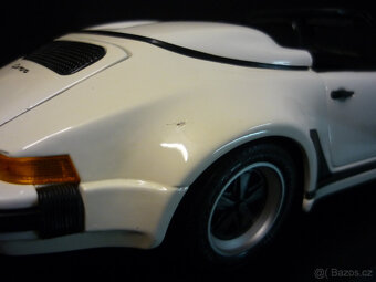 Porsche 911 Speedster Maisto 1/18 - 5