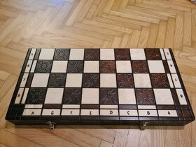 Dřevěné vyřezávané šachy - 5