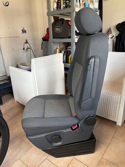 Sedačka spolujezdce VW t5/t6 - 5