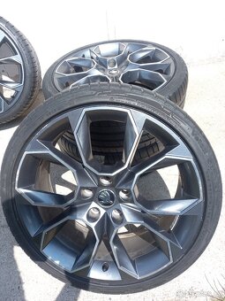 Originál alu kola skoda octavia rs lll - 5