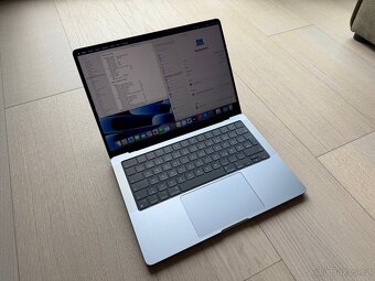 NOVÝ APPLE MACBOOK PRO 14” 2023 M3/1TB/8GB/BATERIE 100% - 5