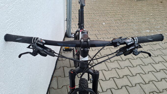 MRX Elite 27,5, Shimano SLX, vzduchová vidlice, Rám 17 - 5
