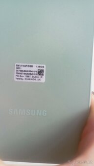 Mobilní telefon Samsung - 5