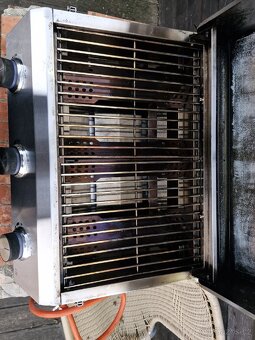 Plynový stolní gril - 5