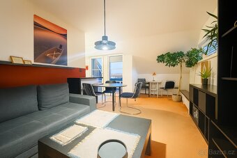 Pronájem bytu 3+1 v rodinném domě Zlín-Mladcová - 5