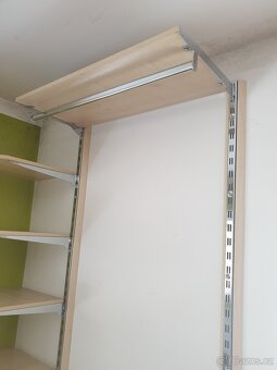 Vybavení prodejny (stojany, štendry, drátěné koše, ramínka) - 5