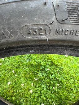 Prodám 2ks Michelin CrossClimate - 5