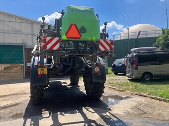 Samojízdný postřikovač TECNOMA LASER - 5