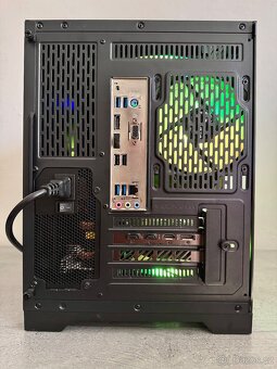 HERNÍ PC R5 5600/32GB RAM/RTX 4060/2xSSD/HDD - 5