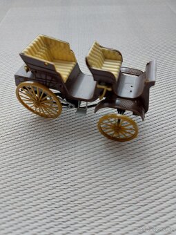 Modely historických autíček - 5