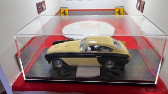 Ferrari 212 Inter Coupe "Bumblebee" 1:18 Matrix - 5