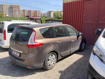 RENAULT GRAND SCENIC 1.9 DCI 96 KW - 5