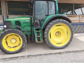 Prodám kultivační kola John Deere - 5