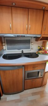 Prodáme karavan Hobby Excellent 560 - 5