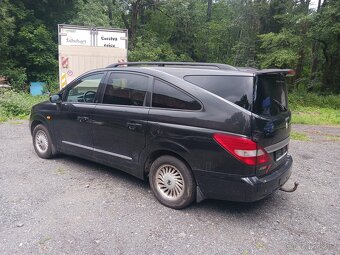 Ssangyong rodius - 5