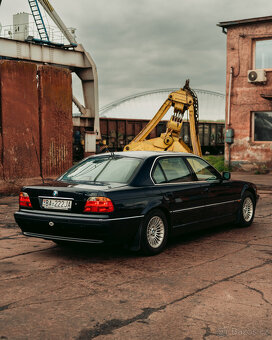 Predám BMW E38 750iL facelift vo výbornom stave - 5