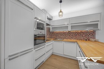 Pronájem bytu 2+kk 53 m², Praha - Prosek, ev.č. 711 - 5