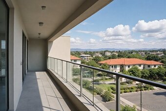 Prodej bytu s balkonem, lodžií, parkováním a sklepem v novos - 5