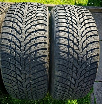 Nokian Tyres WR Snowproof 215/55 R17 98H - 5