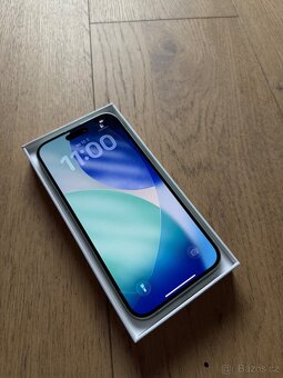 Apple iPhone 15 Plus 128GB zelený - 5
