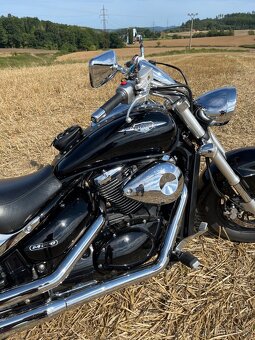 SUZUKI INTRUDER M800 - 5