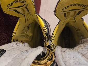 Hokejové brusle Bauer Supreme M4, vel. 4.5 FIT 3 - 5