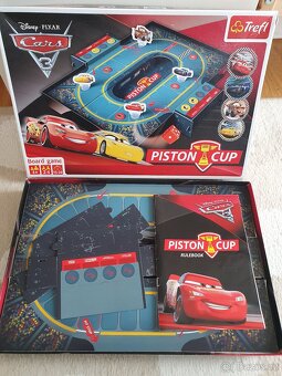 Dětská stolní závodní společenská hra Cars 3 - Piston cup - 5