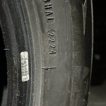 Zimní pneu 235/55 R19 105V Nexen 2x5 2x7mmmm - 5