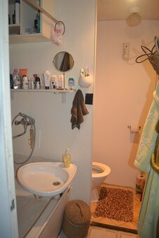 BEZ RK ....DB 1+1+B, zateplený panel, 36,5 m2  Bystrc - 5