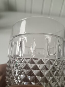 Sklenice z broušeného skla - 5