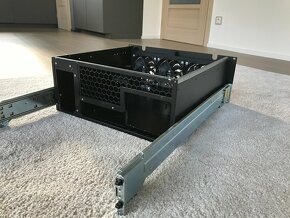 Počítačová skříň 4U do racku - 5