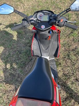 Aprilia sr 50 - 5