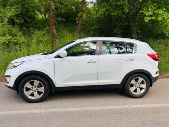 KIA sportage 3 - 5