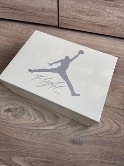 Air Jordan 4 SB Navy - 5