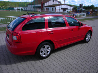 Octavia 2,0 TDI Kombi, Ambition - 2011 - DSG - 5