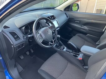 Mitsubishi ASX - 5